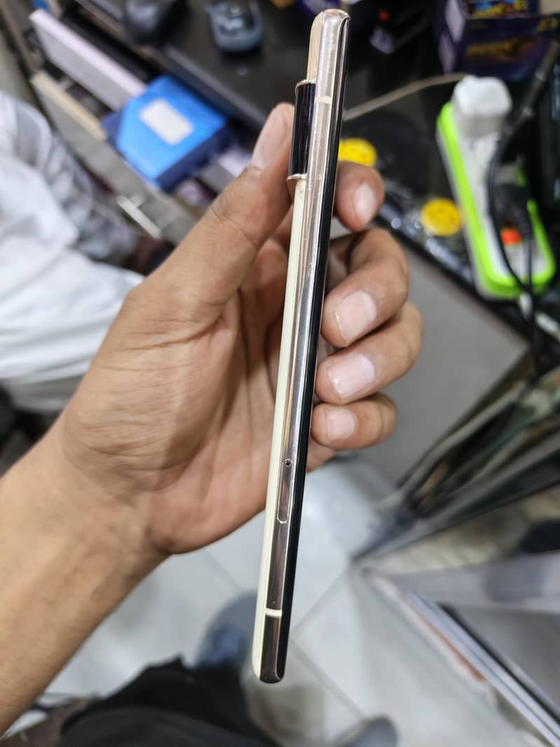 Google Pixel 6 Pro 2