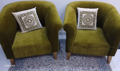 2 Sofa Chairs – Hardly Used, Excellent Condition