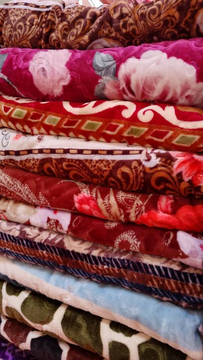 Luxury Double Bed AC Blanket - Rs 2500 - Mandibuddin