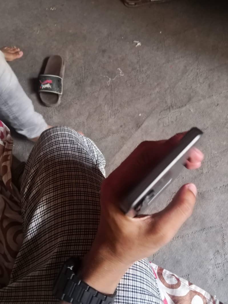 Realme Note 60x 2