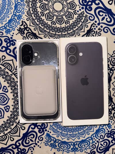 Apple iPhone 16