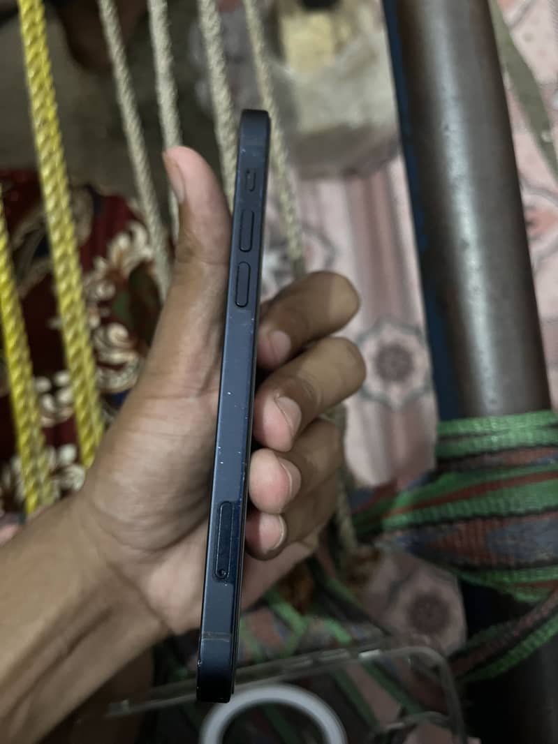 Apple iPhone 12 2