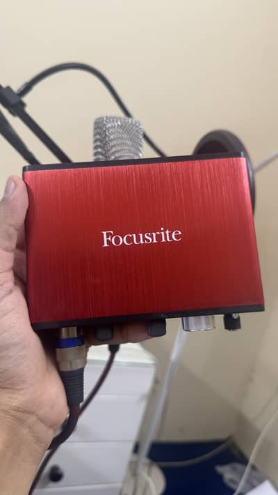 Focusrite Solo 2nd Gen - 10/10 (With box)