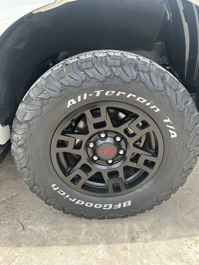 Prado rims and tyres