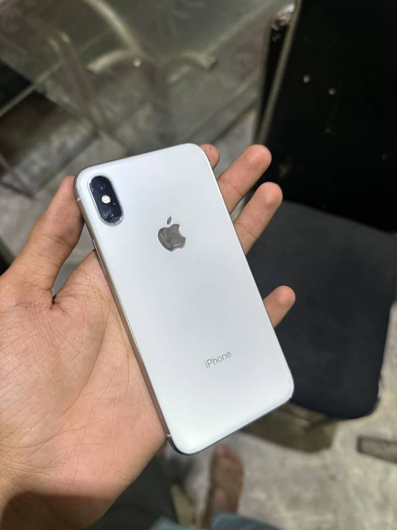 Apple iPhone X 0