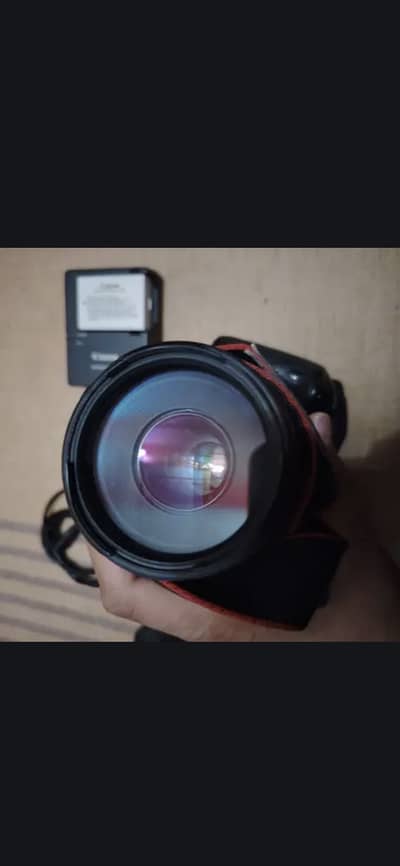 DSLR Camera 600D with 55/250mm