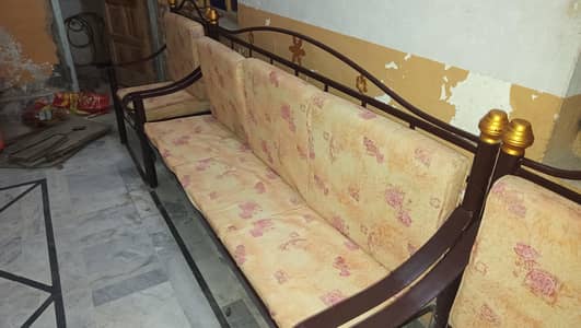 Premium Quality Loha Sofa Set with Cushions and Table for Sale
