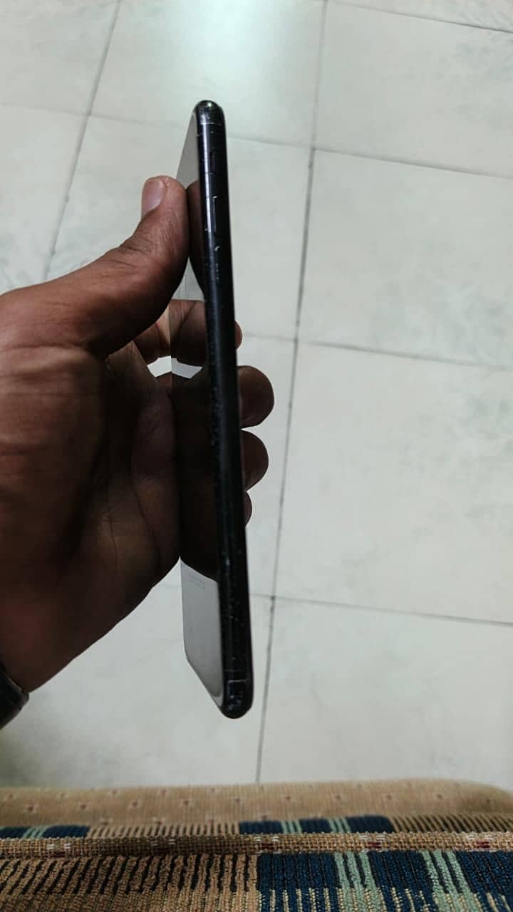 iPhone 7 Plus 8
