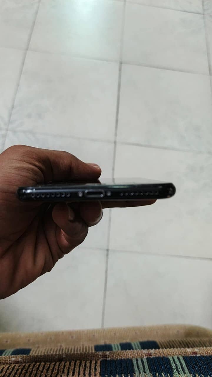 iPhone 7 Plus 13