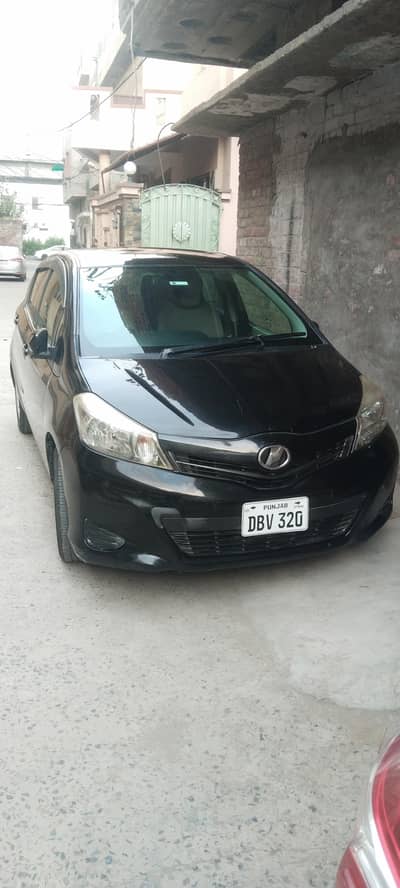 Toyota Vitz 2013