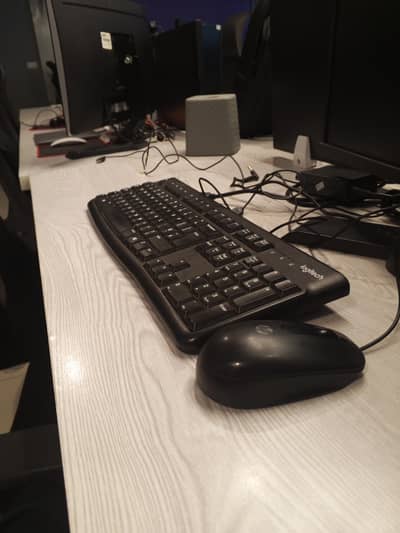 mujhe office boy job ki zarorat hai