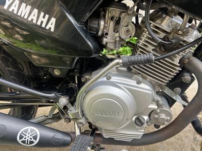 YAMAHA 125G