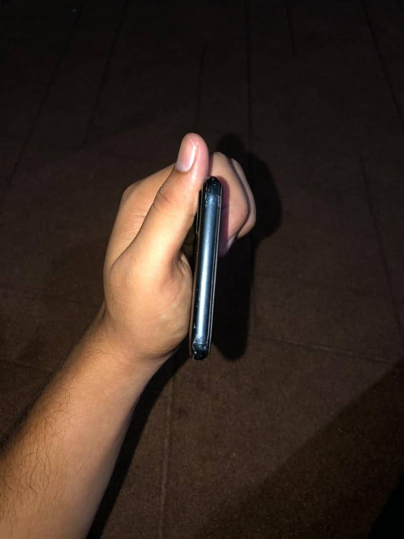 Apple iPhone 7 Plus 5