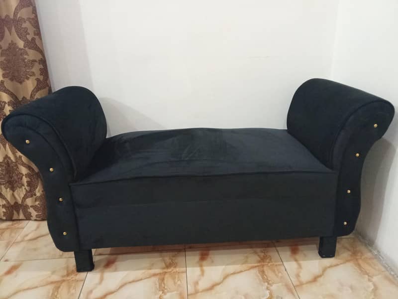 Dewan Sofa 0