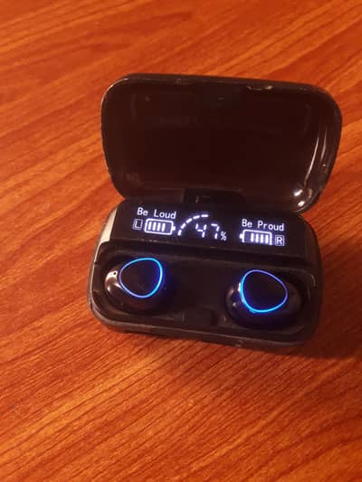 Airpods with capability of Power bank 5200 mah