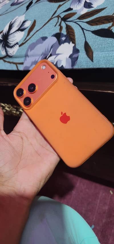 Apple iPhone XR
