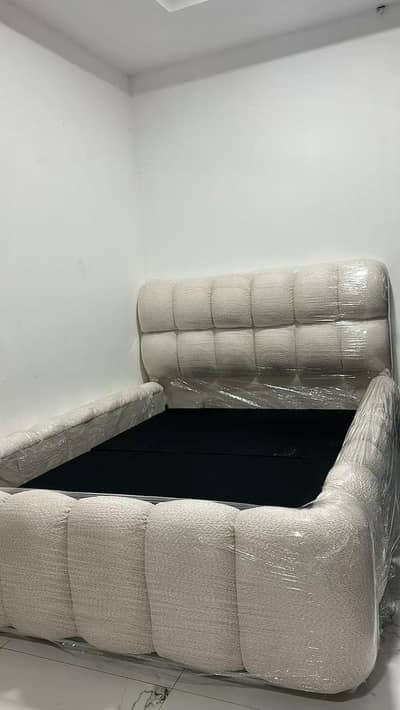 customizable bubble bed