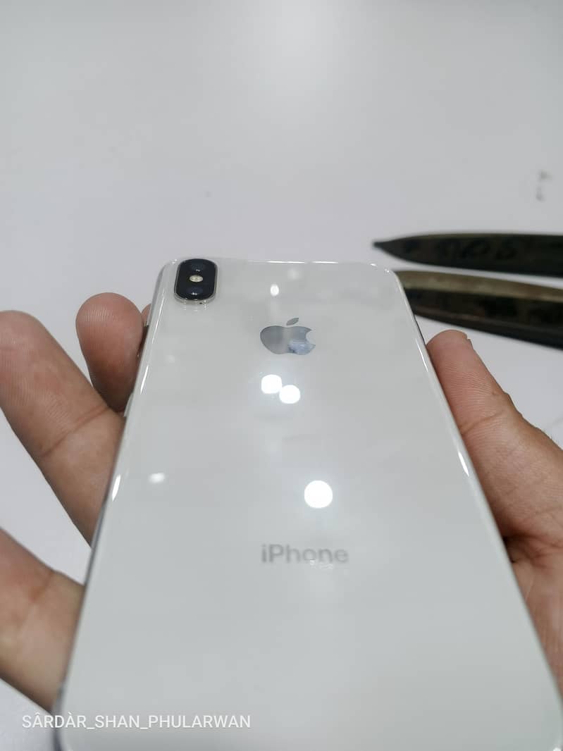 Apple iPhone X 0