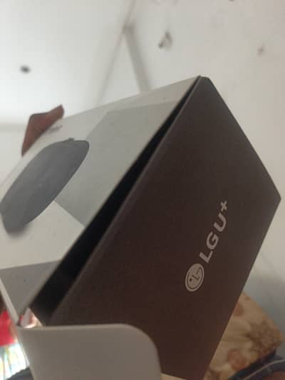 LG VR WITH BOX