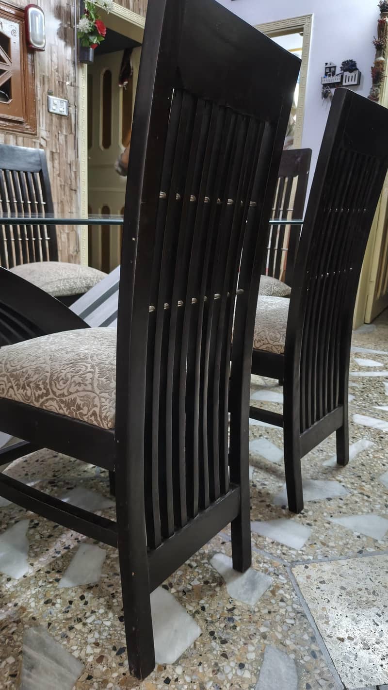 Dining table 6 seater 15