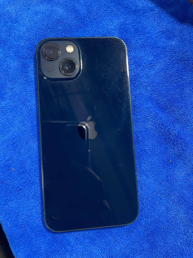 Apple iPhone 13 5