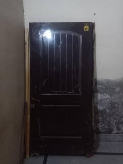 2 door new condition size 39*84 Mobil no 03130727926