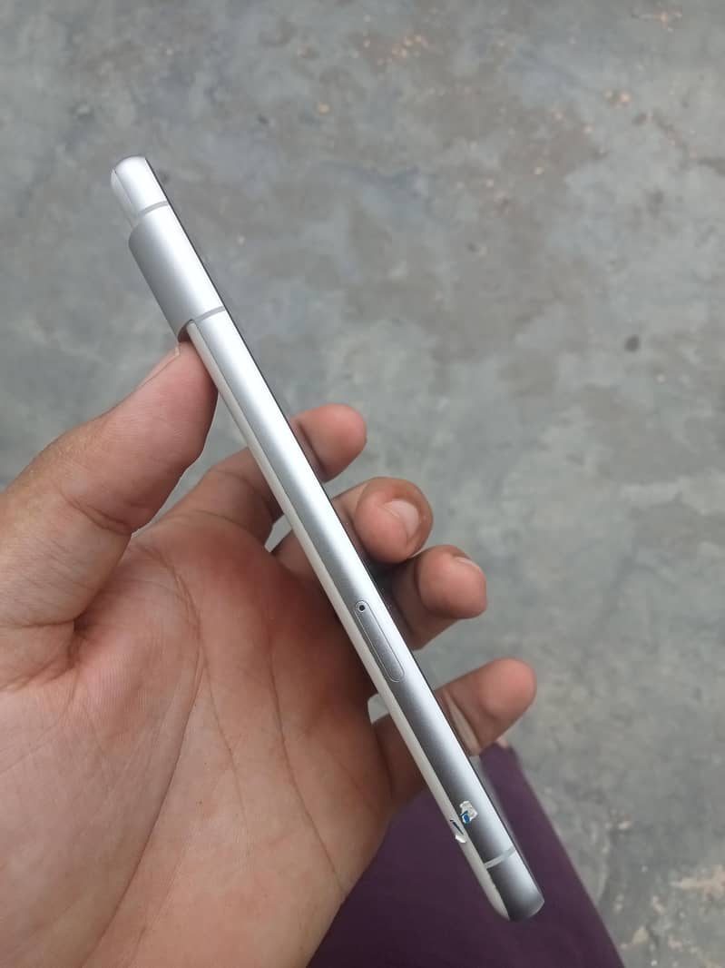 Google Pixel 7 3