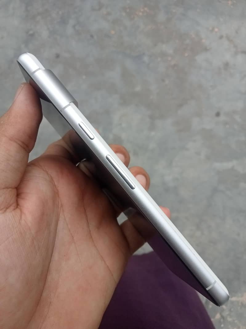 Google Pixel 7 6