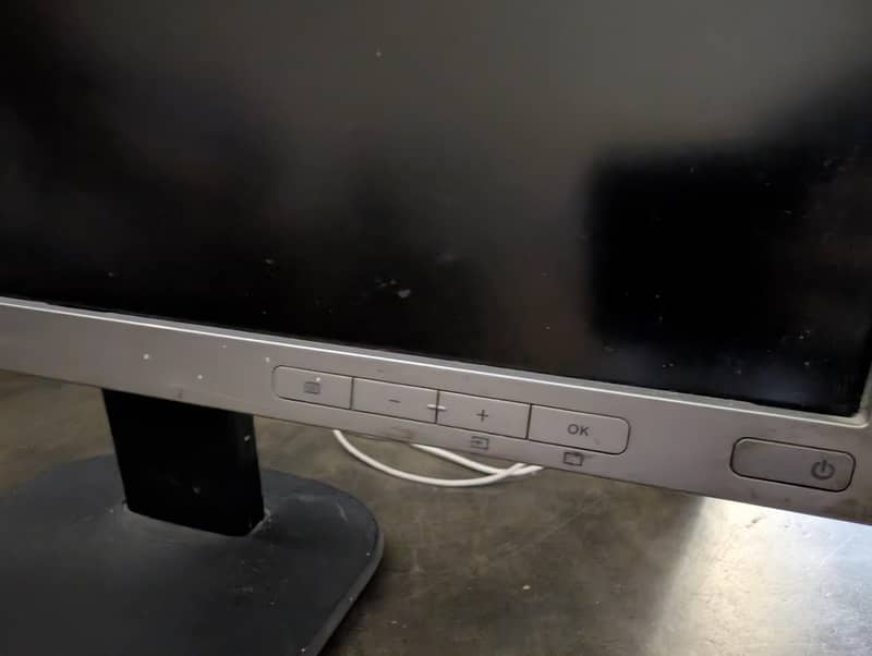 hp e241i 24" inch display 7