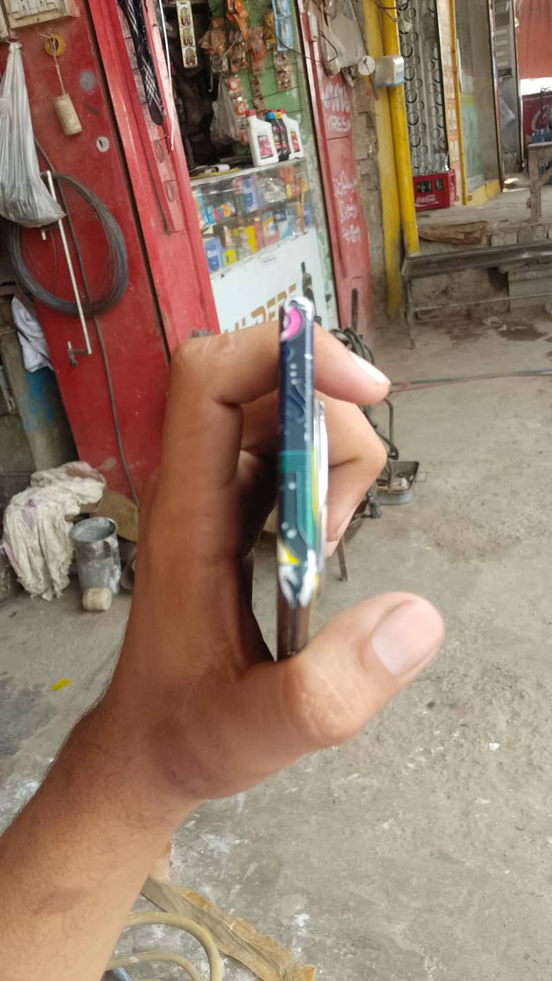 Infinix Zero 40 4