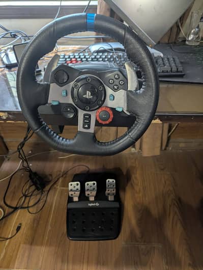 Logitech Driving Force G29 Sim Racing Wheel + Pedals + Shifter