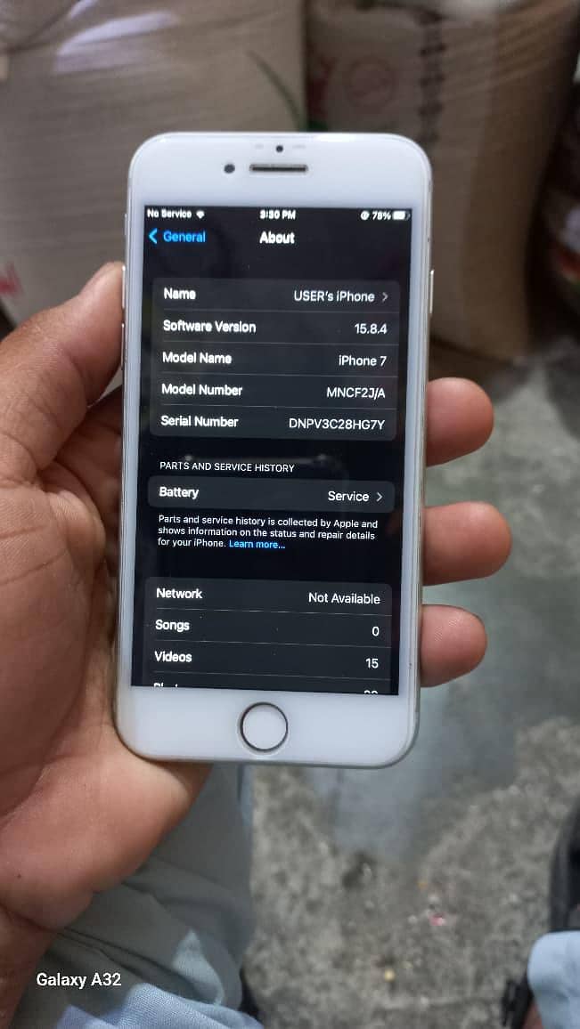 Apple iPhone 7 3