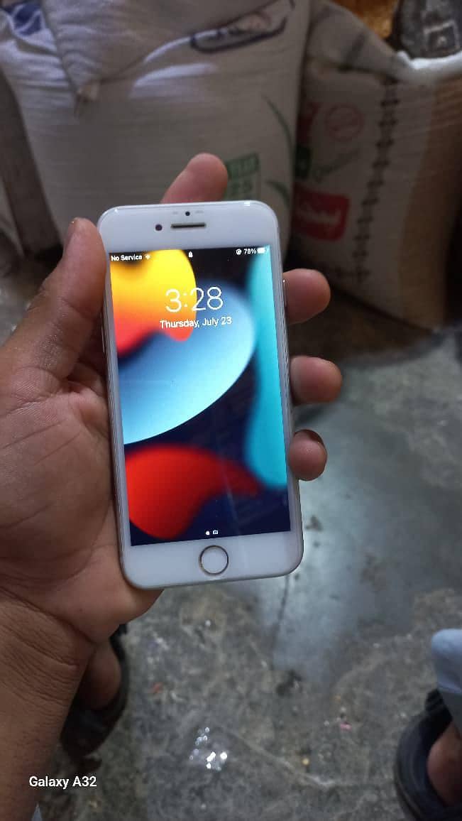 Apple iPhone 7 5