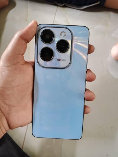 Infinix Hot 40