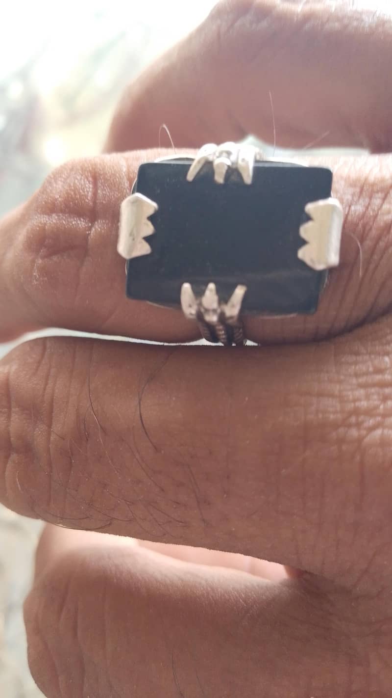 claw ring 4