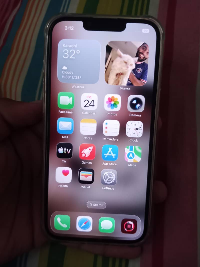 Apple iPhone 13 1