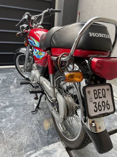 Honda cd70 up for sale