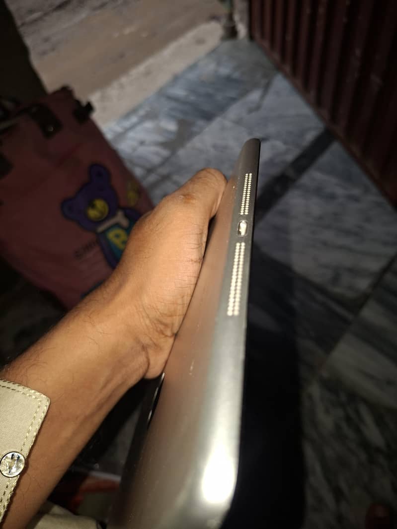 Apple ipad 3rd Generation 2