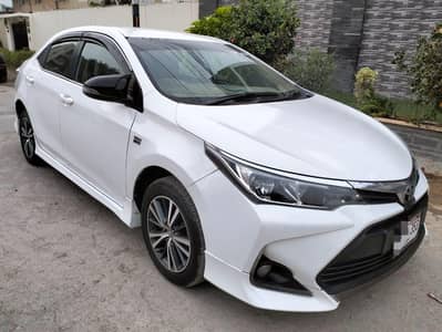 Toyota Corolla GLI Automatic 2018/2019 Super white Cell 0331-3727300