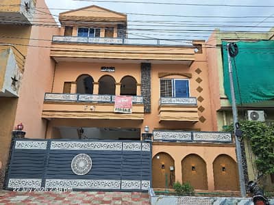 8.4 Marla Stylish Solid Construction Brand New Double Storey House With Water Bore