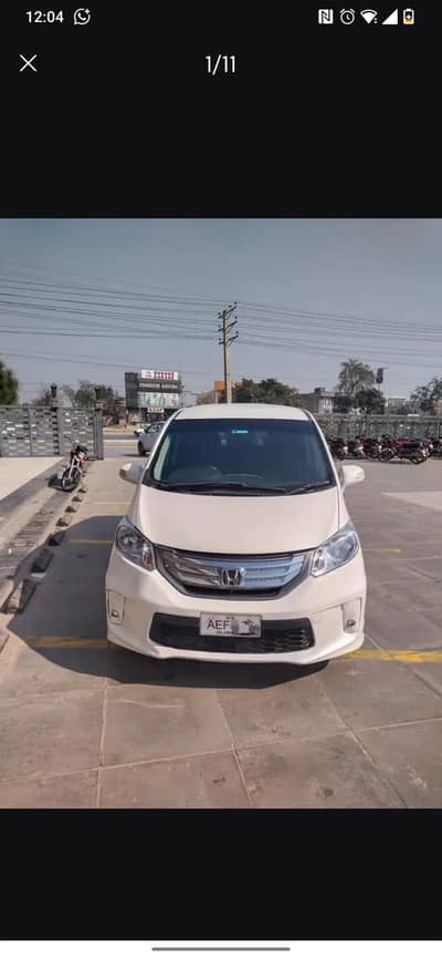 Honda freed 2013 Model  03706430710