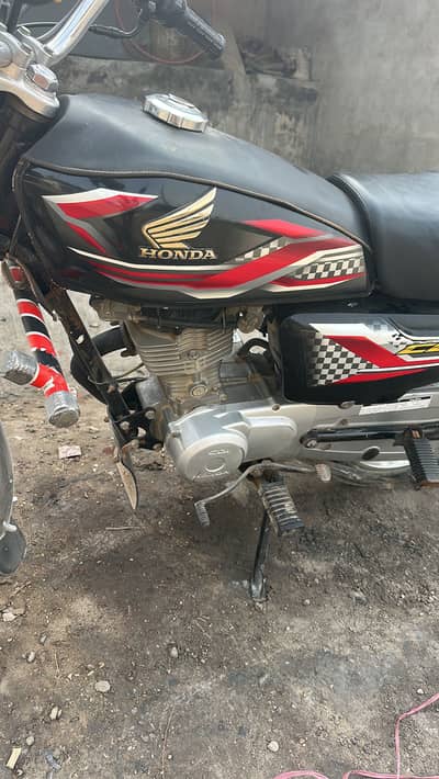 Honda 125 cc black 2024