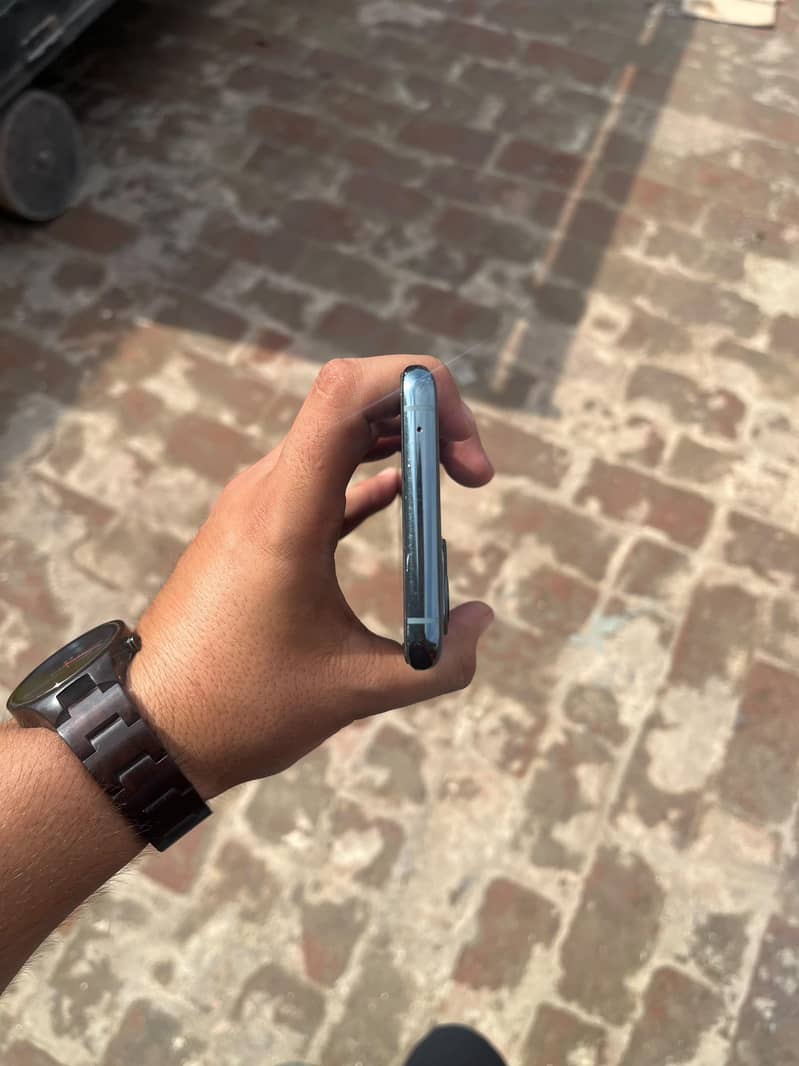 One Plus 9 Pro 4