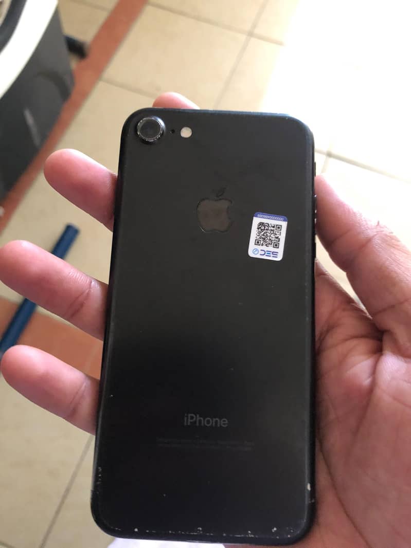 Apple iPhone 7 1
