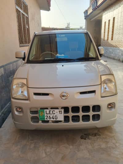 Nissan pino