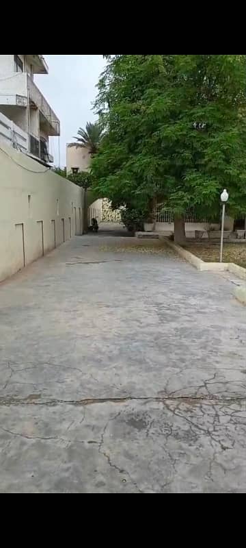 1000 Square Yards House For Sale In DHA Defence