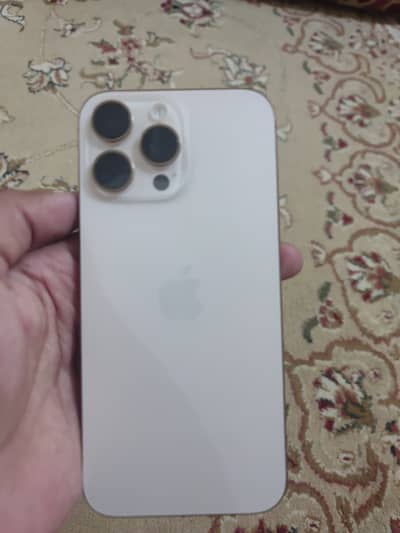 Apple iPhone 16 Pro Max