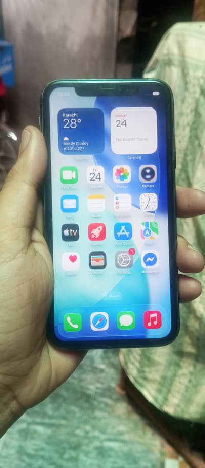 Apple iPhone 11