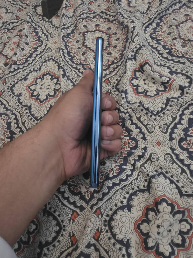 One Plus 9 6