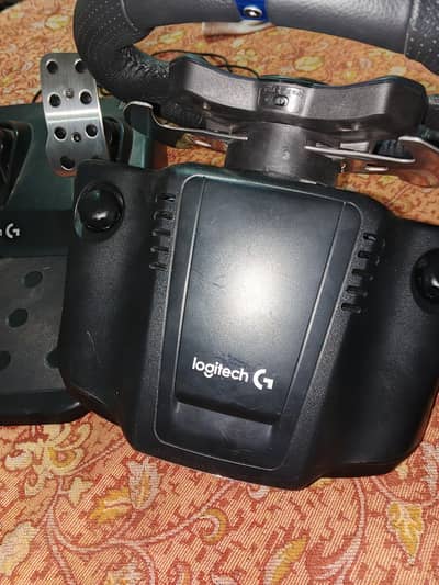 Logitech G29 Driving Force Racing Wheel